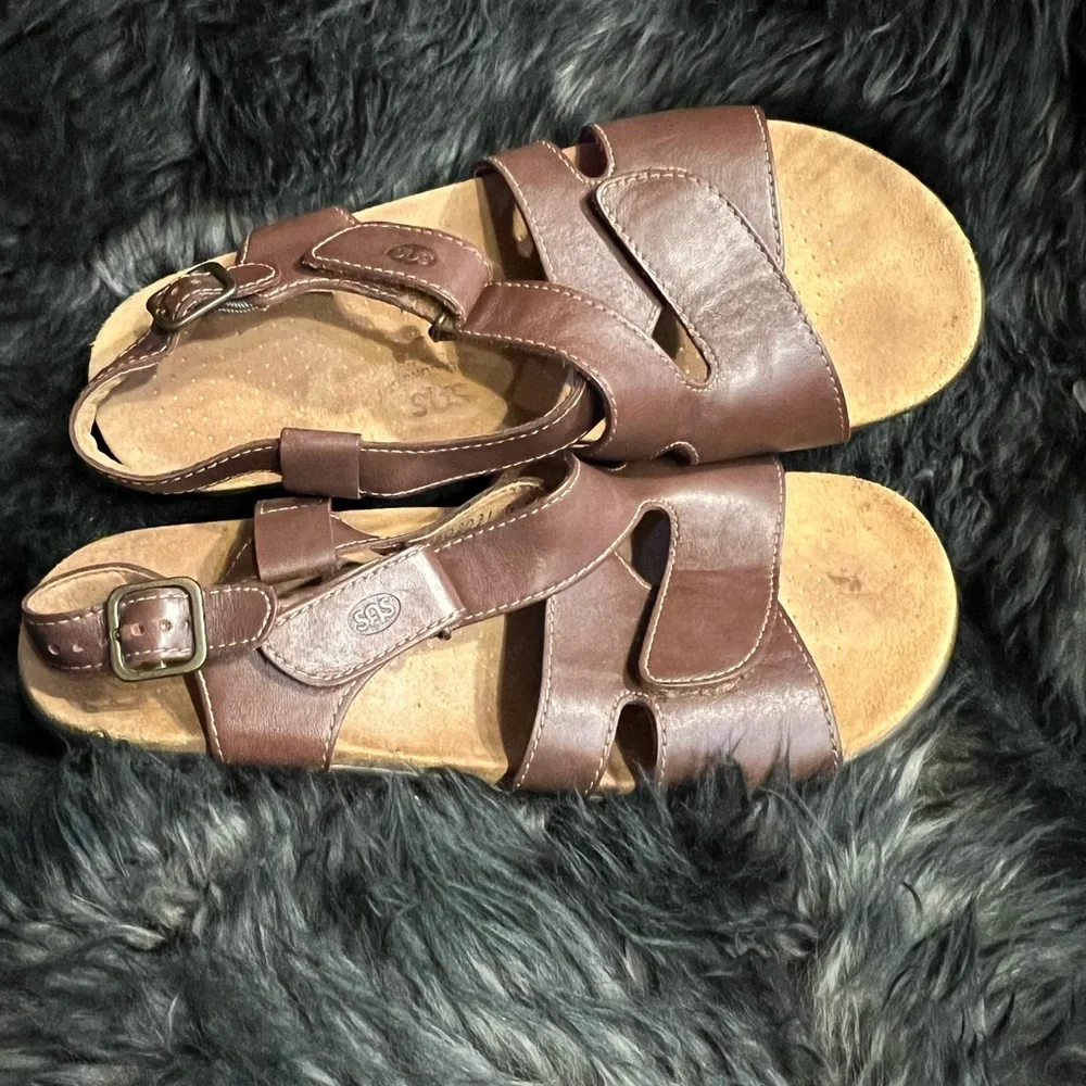 SAS Brown Leather Sandals Women’s sz11 made in USA - Picture 7 of 11